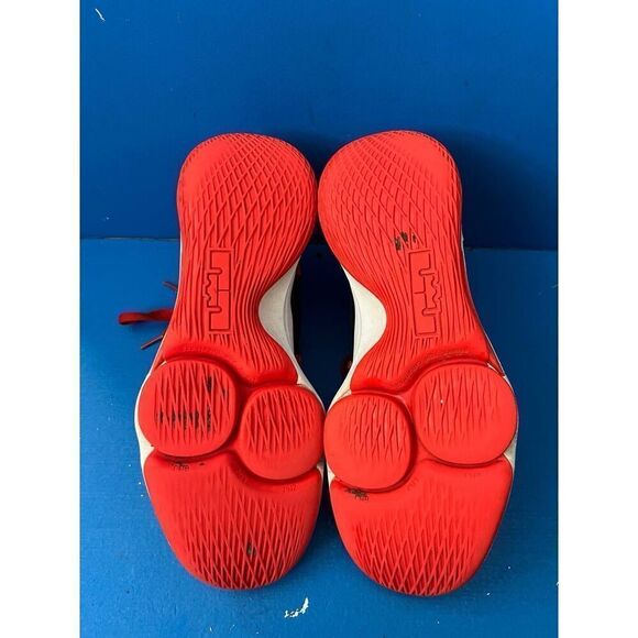 Nike Lebron Witness 5 Shoes Men's Sz 8 Black Red Basketball CQ9380-005 - Picture 5 of 6